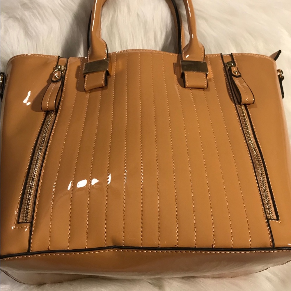 🖤🖤🖤Patent Tote🖤🖤